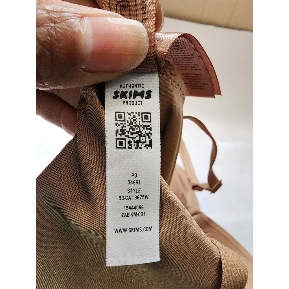 Skims Ultimate Body Butt & Hip Enhancing Plunge Cat Suit Womena Medium Sienna - Picture 9 of 10